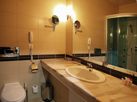 Оздоровительный комплекс "Гамма" - Туалетная комната